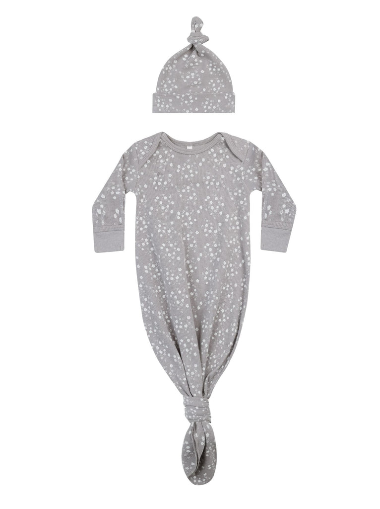 Quincy Mae Knotted Baby Gown & Hat Set | fleur